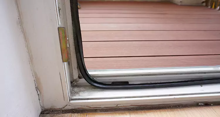 Patio Door Weatherproofing Installation in Town 'n' Country, FL