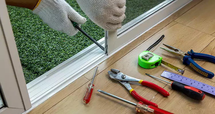 Sliding Glass Door Roller Repair in Town 'n' Country, FL