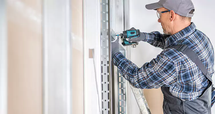 Sliding Door Latch Hardware Repair in Town 'n' Country, FL