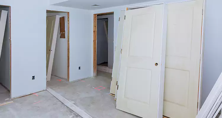 Broken Door Frame Repair in Town 'n' Country, FL